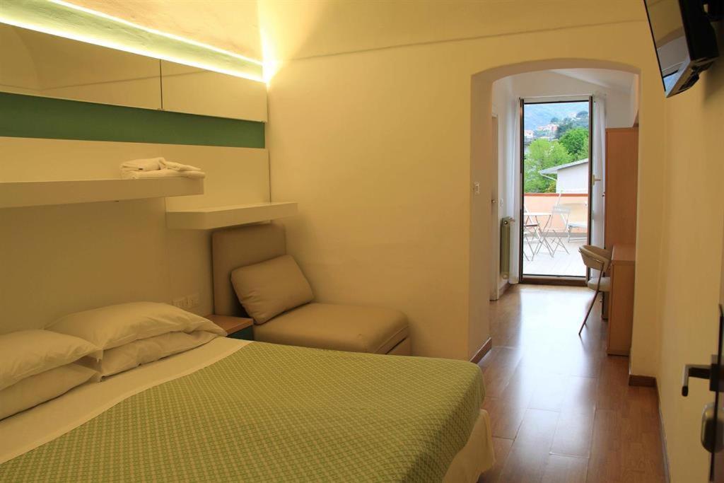 Hotel Melograno Spotorno Exterior photo