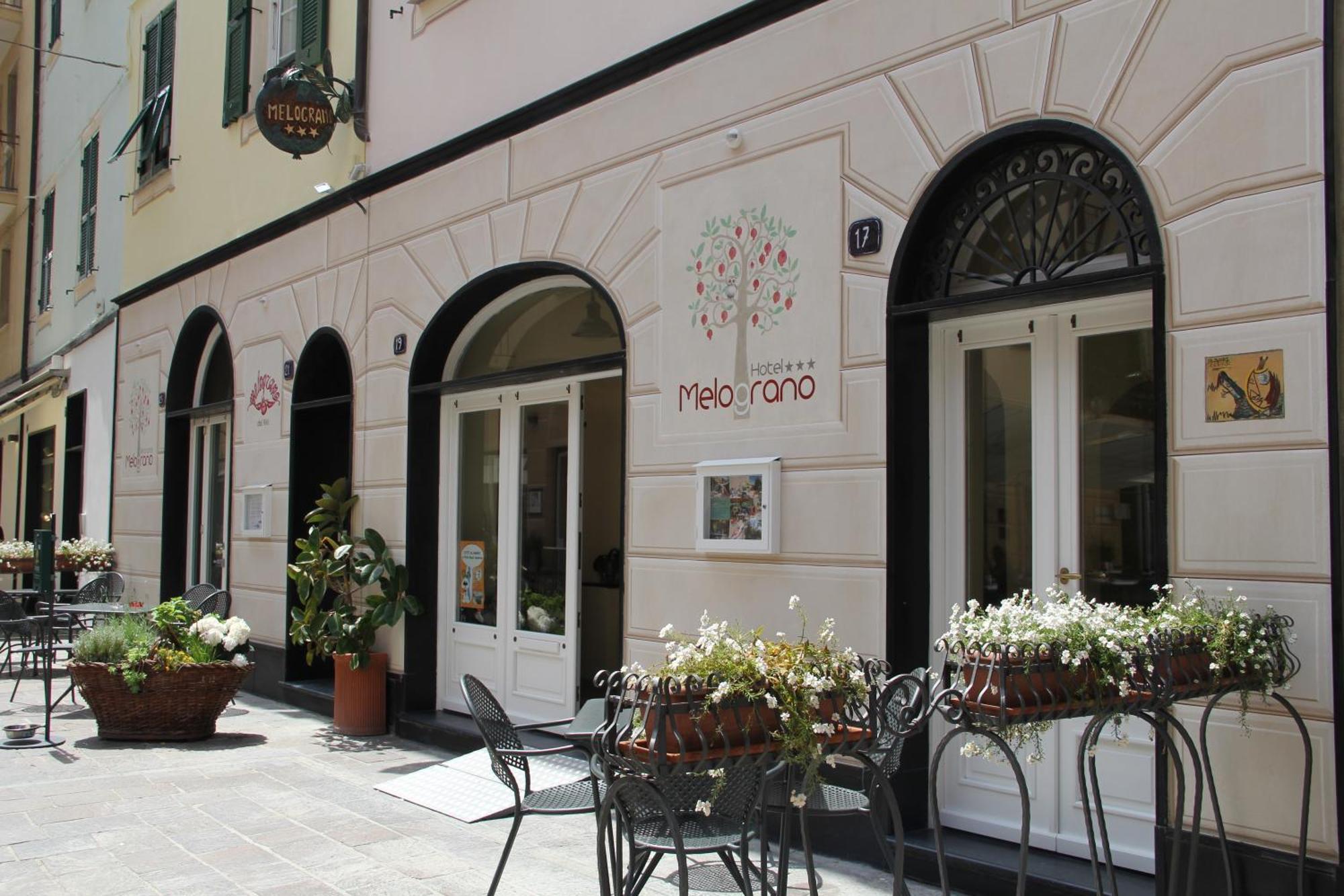 Hotel Melograno Spotorno Exterior photo